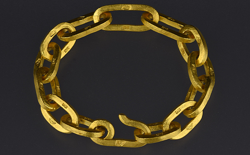 24ct Gold Bracelet No 5202